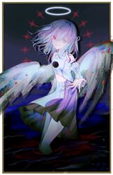  1girl absurdres angel angel_wings chinese_commentary commentary_request detached_sleeves glitch grey_eyes halo heterochromia highres isekaijoucho jiuyi9109 kamitsubaki_studio looking_at_viewer medium_hair reaching reaching_towards_viewer red_eyes skirt smile solo wading white_hair white_wings wings 