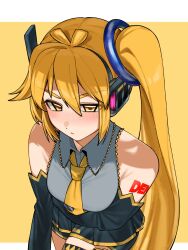  1girl akita_neru antenna_hair arm_under_breasts bare_shoulders black_shorts black_sleeves blonde_hair blush breasts collared_shirt commentary_request cowboy_shot detached_sleeves double-parted_bangs frilled_shirt frills from_above grey_shirt hair_between_eyes headset highres looking_at_viewer necktie nose_blush number_tattoo omothi_0069 one_side_up pleated_skirt shirt shorts shorts_under_skirt simple_background skirt sleeveless sleeveless_shirt small_breasts solo standing tattoo thigh-highs thigh_strap tie_clip tsurime vocaloid yellow_background yellow_eyes yellow_necktie 