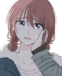  2girls blue_eyes brown_hair commentary crying crying_with_eyes_open girls_band_cry grcr_pometa1118 hand_on_another's_cheek hand_on_another's_face highres iseri_nina kawaragi_momoka low_twintails multiple_girls open_mouth short_hair short_twintails simple_background tears twintails untranslatable_commentary white_background 