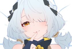  1girl bare_shoulders bed bed_sheet blue_eyes closed_mouth dracaene_sunbringer dress finger_to_mouth gloves grey_hair hair_over_one_eye heterochromia hiragi_murasaki looking_at_viewer lying on_back on_bed partially_fingerless_gloves portrait smile solo twintails unfinished yellow_eyes zenless_zone_zero 