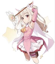  1girl akaneko016 blonde_hair cape commentary_request cowboy_shot cross detached_sleeves fate/kaleid_liner_prisma_illya fate_(series) frilled_thighlet gloves hair_ornament hand_up highres holding holding_wand illyasviel_von_einzbern long_hair looking_at_viewer magical_girl magical_ruby pink_sleeves prisma_illya red_eyes sidelocks skirt solo star_(symbol) wand white_background white_gloves wing_hair_ornament 