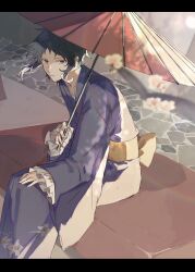  1boy akutagawa_ryuunosuke_(bungou_stray_dogs) black_border black_hair border bungou_stray_dogs closed_mouth commentary_request day highres holding holding_umbrella japanese_clothes letterboxed male_focus oil-paper_umbrella outdoors short_hair sidelocks sitting solo totomuraakat twitter_username umbrella 