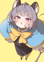  1girl absurdres animal_ear_fluff animal_ears black_skirt black_vest blue_capelet blush bow bowtie capelet commentary_request dowsing_rod grey_hair highres jewelry long_sleeves looking_at_viewer medium_hair mouse_ears mouse_girl mouse_tail nazrin necklace open_mouth pendant pink_eyes shirt simple_background skirt solo sumiyama_sui tail touhou vest white_shirt yellow_background yellow_bow yellow_bowtie 