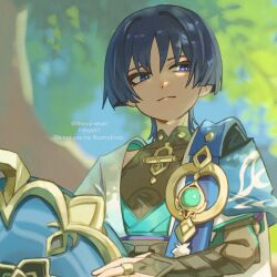  1boy aqua_gem armor black_bow black_bridal_gauntlets black_hair blue_cape blue_hat blue_jingasa blue_kimono blue_sky blue_sleeves blunt_ends blurry blurry_background bow bridal_gauntlets bright_pupils cape choppy_bangs clear_sky closed_mouth commentary_request covered_collarbone eyeliner from_below furisode gem genshin_impact gold gold_ring hat highres holding holding_unworn_clothes holding_unworn_hat japanese_armor japanese_clothes jingasa juban kimono kote kurokote layered_sleeves looking_to_the_side makeup male_focus mandarin_collar middle_ring nonoji_(nonoji_ekaki) open_clothes open_kimono outdoors pom_pom_(clothes) red_eyeliner scaramouche_(genshin_impact) short_sleeves shoulder_peek side_cape sideways_glance sky smile solo tree tree_shade tsurime unworn_hat unworn_headwear violet_eyes wanderer_(genshin_impact) white_kimono white_pupils white_sleeves white_trim 