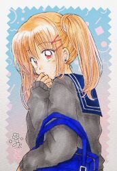  1girl absurdres bag blonde_hair blue_bag blue_sailor_collar commentary earrings from_side fukatsuki_mizuki grey_sweater hair_ornament hand_up heart heart_earrings highres jewelry long_sleeves looking_at_viewer looking_to_the_side medium_hair original parted_lips red_eyes ring sailor_collar sidelocks signature sleeves_past_wrists solo stud_earrings sweater traditional_media turning_head twintails upper_body 