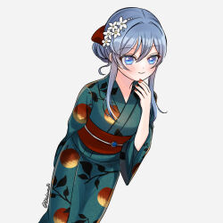  apple_print blue_eyes blue_hair commentary_request feet_out_of_frame flower food_print fruit_print gotland_(kancolle) gotland_(yukata)_(kancolle) gotland_andra_(kancolle) green_kimono grey_background hair_bun hair_flower hair_ornament highres japanese_clothes kantai_collection kimono lacecats leaf_print long_hair long_sleeves looking_at_viewer mole mole_under_eye one-hour_drawing_challenge sidelocks simple_background smile twitter_username yukata 