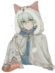  1boy adapted_costume alyosha_(genshin_impact) animal_ears blue_jacket blush cape chronosanctuary closed_mouth collared_jacket commentary_request earmuffs fake_animal_ears four-pointed_star freckles fur-trimmed_cape fur_trim genshin_impact gloves green_hair grey_cape hair_between_eyes hand_up high_collar hood hooded_cape jacket looking_at_viewer male_focus multicolored_gloves partially_fingerless_gloves pom_pom_(clothes) short_hair simple_background solo sparkle star_(symbol) two-tone_gloves upper_body white_background white_gloves yellow_eyes zipper 