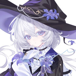  1girl :< black_hair cape center_frills closed_mouth colored_eyelashes commission double-parted_bangs flower flower_request frilled_cape frilled_shirt_collar frills gloves hair_between_eyes hand_on_own_chest hand_up hat hat_flower highres long_hair long_sleeves looking_at_viewer mihuashi_commission muyang_de_duya original portrait purple_flower sample_watermark shirt simple_background solo string_of_pearls violet_eyes watermark white_background white_gloves white_hair white_shirt witch_hat 