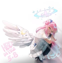  absurdres angel_wings black_scrunchie blue_archive feathered_wings gradient_halo hair_bun halo happy_birthday highres looking_at_viewer low_wings mika_(blue_archive) multicolored_halo pink_hair pink_halo scrunchie single_side_bun squatting walking_nakta white_background white_wings wings wrist_scrunchie yellow_eyes 