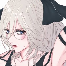  1girl a2_(nier:automata) android arm_behind_head arm_strap arm_up black_gloves blue_eyes close-up collarbone commentary commentary_request cropped double-parted_bangs elbow_gloves glasses gloves grey_hair hair_between_eyes hand_in_own_hair highres light_blush long_hair looking_at_viewer lux_spei mole mole_under_mouth nier:automata nier_(series) open_mouth portrait round_eyewear simple_background small_sweatdrop solo tying_hair white_background 