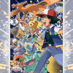  1boy :3 absurdres anger_vein antennae aqua_eyes artist_name ash_ketchum baseball_cap belt bird black_hair blue_jacket blue_pants bright_pupils brown_belt brown_eyes bulbasaur butterfree charizard claws clenched_hand clothed_pokemon commentary company_name copyright_notice denim dragon dragon_wings english_commentary fangs flying from_side gloves green_gloves green_shirt hat highres holding holding_poke_ball horns jacket jeans kingler legs_apart male_focus merchandise_available muk nostrils official_style open_clothes open_jacket open_mouth outline pants pidgeot pikachu plant poke_ball poke_ball_(basic) pokemon pokemon_(anime) pokemon_(classic_anime) pokemon_(creature) pokemon_team primeape red_eyes red_hat scarf shirt short_hair short_sleeves smile squirtle standing sunglasses tauros teeth tom_higgins upper_teeth_only v-shaped_eyes variant_set vines watermark white_outline white_pupils wings yellow_scarf 