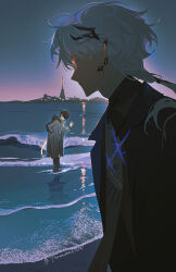  2boys ardashir_(arknights) arknights arknights:_endfield black_coat city_lights coat commentary dusk ear_cuffs earrings endministrator_(arknights) english_commentary glowing gradient_sky highres horns implied_yaoi jewelry low_ponytail male_endministrator_(arknights) multiple_boys parai0 pointy_ears ponytail reflection reflective_liquid shore signature sky skyline snake_boy star_(symbol) tower water waves waving white_hair 