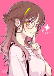  1girl blonde_streaks brown_hair closed_mouth colored_tips commentary crew_neck finger_to_mouth glasses glasses_day gradient_hair hand_up highres index_finger_raised light_smile long_hair looking_at_viewer looking_to_the_side multicolored_hair original pink-framed_eyewear pink_background pink_eyes round_eyewear shirt short_sleeves shushing sideways_glance signature simple_background solo star-shaped_pupils star_(symbol) streaked_hair symbol-shaped_pupils t-shirt upper_body watermark white_shirt yassy_(yasikoz2008) yellow_pupils 