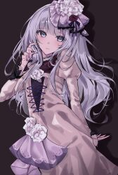 1girl blue_eyes blush corset dark_background dress expressionless flower frills gothic_lolita hair_ornament hat highres lace llriib lolita_fashion long_hair long_sleeves looking_at_viewer mini_hat project_sekai puff_sleeves rose simple_background upper_body very_long_hair yoisaki_kanade 