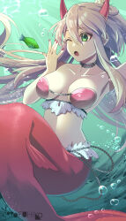  1girl bare_shoulders bikini blonde_hair breasts bubble collarbone commentary_request green_eyes highres horns long_hair merfolk mermaid monster_girl nail_polish one_eye_closed open_mouth original ryofuhiko shell shell_bikini solo submerged swimsuit underwater very_long_hair 
