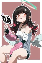  1girl ahoge alternate_costume angel_wings aqua_halo arm_warmers black_choker black_hair black_shorts choker earrings halo highres jewelry long_hair looking_to_the_side multicolored_hair nangong_yu open_mouth pale_skin pascaldinger pink_arm_warmers pink_eyes shirt shorts smile sparkle_hair_ornament teeth upper_teeth_only v white_shirt white_wings wings zenless_zone_zero 