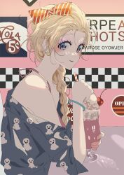  animification bare_shoulders black_shirt blonde_hair blue_eyes blush bracelet braid braid_over_shoulder closed_mouth diner drinking_straw earrings elsa_(frozen) eyeshadow from_side frozen_(disney) jewelry looking_at_viewer makeup milkshake p_(pkochan) pink_eyeshadow print_shirt shirt single_braid smile table upper_body 