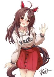  1girl ahoge animal_ears ayukake277 belt black_belt blush brown_eyes brown_hair casual clothes_writing cropped_hoodie gran_alegria_(casual)_(umamusume) gran_alegria_(umamusume) hair_between_eyes hair_ornament highres hood hoodie horse_ears horse_girl horse_tail long_belt long_hair looking_at_viewer multicolored_hair open_mouth red_skirt simple_background skirt smile solo streaked_hair tail umamusume white_background white_hoodie white_streaks 