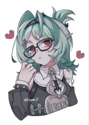  1girl bare_shoulders black-framed_eyewear black_hairband black_shirt commentary_request detached_sleeves expressionless glasses green_hair hair_ornament hairband hairclip hand_up heart highres looking_at_viewer oyathu_29 pointy_ears portrait red_eyes roxy_ifrita_pryce scar scar_on_shoulder shirt simple_background solo white_background zenless_zone_zero 