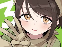  1girl brown_hair chinese_clothes green_background green_hanfu hanfu headscarf legend_of_mortal looking_at_viewer mortal_jp raised_eyebrows scarf short_hair simple_background solo yellow_eyes yu_zhu 