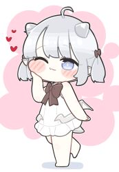  1girl :3 ;3 absurdres ahoge bare_arms bare_shoulders barefoot blue_eyes blush_stickers bow bowtie brown_bow brown_bowtie chibi chibi_only closed_mouth commentary_request dress full_body grey_hair hair_bow hand_up heart highres korean_commentary one_eye_closed outline piki_(itpiki) pink_background short_hair short_twintails sidelocks silvia_(trickcal) sleeveless sleeveless_dress smile solo standing trickcal twintails white_dress white_outline 