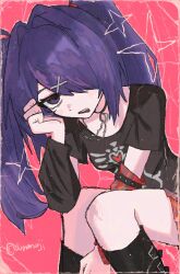  1girl ame-chan_(emo)_(needy_girl_overdose) ame-chan_(needy_girl_overdose) arm_warmers black_eyes black_leg_warmers commentary feet_out_of_frame hair_ornament hair_over_one_eye hand_on_own_face highres leg_warmers looking_at_viewer mismatched_arm_warmers needy_girl_overdose o-ring open_mouth purple_hair sidelocks skeleton_print solo teeth upper_teeth_only x_hair_ornament yom0jii 