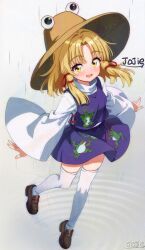  1girl :d animal_print artist_name blonde_hair brown_hat brown_shoes clothes_lift curtained_hair floating_hair frog_print full_body hair_ribbon hat highres jojie loafers long_sleeves looking_at_viewer medium_hair moriya_suwako mountain_of_faith open_mouth parted_bangs penny_loafers petite purple_skirt purple_vest rain red_ribbon ribbon ripples shirt shoes signature simple_background skirt skirt_lift skirt_set smile solo standing standing_on_liquid thigh-highs touhou tress_ribbon turtleneck turtleneck_shirt vest water white_background white_shirt white_thighhighs wide_sleeves yellow_eyes 