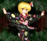  bad_id blonde_hair fang japanese_clothes kimono outstretched_arms red_eyes rumia solo spread_arms the_embodiment_of_scarlet_devil tokiato tokiato_netone touhou youkai 