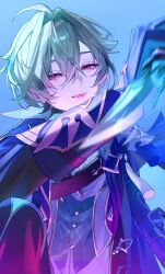  1boy absurdres ahoge armor asagihisui black_gloves blue_background blue_shirt coat collared_shirt commentary genshin_impact gloves green_hair hair_between_eyes hair_intakes half-closed_eyes highres holding holding_knife holding_weapon incoming_attack knife lohen_(genshin_impact) long_sleeves looking_at_viewer male_focus mole mole_under_eye multicolored_eyes parted_lips shirt short_hair shoulder_armor solo teeth untranslatable_commentary upper_body upper_teeth_only weapon 