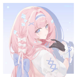  1girl black_gloves blue_background blue_eyes blue_hairband border bow chinese_commentary commentary_request elysia_(honkai_impact) gloves hair_bow hairband honkai_(series) honkai_impact_3rd long_hair multiple_hair_bows pink_hair pmmg solo very_long_hair white_border white_bow 