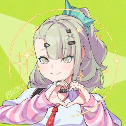  1girl arm_warmers artist_name black_choker choker collared_shirt commentary green_background hands_up heart heart_hands highres jewelry looking_at_viewer necktie red_necktie rezu ring shirt simple_background solo star_(symbol) striped_arm_warmers sunna_(zenless_zone_zero) upper_body white_shirt zenless_zone_zero 