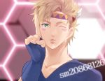  1boy blonde_hair caesar_anthonio_zeppeli facial_mark feathers fingerless_gloves gloves green_eyes headband jojo_no_kimyou_na_bouken mikumikudance oppaisagara parody solo wink 