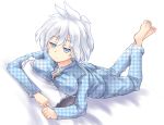  1girl bed blue_eyes breasts checkered cleavage kosegawa_shiromi looking_at_viewer lying on_stomach open_mouth pajamas pillow saki short_hair solo wawawa_(hisuterisisusa) white_hair 