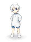  1boy blue_eyes child hands_on_hips madou_monogatari male puyopuyo schezo shirt shoes shorts solo white_background white_hair yomogi_komegura young 