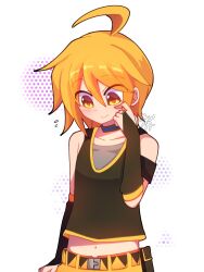  1boy ahoge akita_nero bare_shoulders belt black_shirt black_sleeves blonde_hair choker closed_mouth collarbone commentary detached_sleeves grey_choker highres huge_ahoge male_focus midriff navel saw_art06 shirt short_hair signature simple_background smile solo untranslatable_commentary vocaloid white_background yellow_belt yellow_eyes yellow_trim 