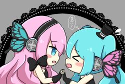  >_< 2girls black_bow black_dress black_gloves black_hat blue_eyes blue_hair blush blush_stickers bow butterfly_hair_ornament chibi chibi_only closed_eyes commentary_request dress facing_another fingerless_gloves from_side gloves grey_background hair_between_eyes hair_ornament hat hatsune_miku headphones long_hair looking_at_another magnet_(vocaloid) megurine_luka mini_hat mini_top_hat multiple_girls nose_blush nukotun open_mouth pink_hair profile sleeveless sleeveless_dress top_hat translation_request twintails upper_body vocaloid 