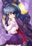  antennae ass blue_eyes blush cape from_behind ghost-cure green_eyes green_hair looking_back short_hair smile solo touhou window wriggle_nightbug 