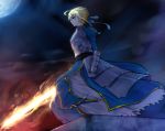  ahoge armor blonde_hair blue_eyes fate/stay_night fate_(series) flaming_sword full_moon gauntlets hair_ribbon moon night profile ribbon saber solo standing sword teralimit weapon 