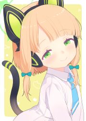  1girl animal_ear_headphones animal_ears bilingual_commentary blonde_hair blue_archive blue_necktie blunt_bangs blush border bow cat_ear_headphones cat_ears cat_tail closed_mouth collared_shirt commentary_request english_commentary fake_animal_ears green_background green_bow green_eyes green_halo hair_bow halo headphones highres looking_at_viewer mechanical_tail midori_(blue_archive) mixed-language_commentary necktie outside_border saga_inu shirt short_hair simple_background smile solo tail upper_body white_border white_shirt 