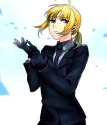  ahoge black_gloves blonde_hair dbs082174 fate/stay_night fate/zero fate_(series) formal gloves green_eyes necktie pant_suit ponytail saber suit 