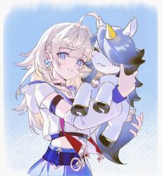  1girl ahoge blonde_hair blue_eyes blue_skirt bright_pupils choker commentary_request earrings female_animaster_(honkai:_nexus_anima) hair_behind_ear highres holding honkai:_nexus_anima honkai_(series) hood hoodie jacket jewelry long_hair looking_at_viewer necklace pokemon_(creature) skirt smile solo unicorn white_hoodie white_jacket white_pupils zhongjin 