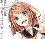  1girl blonde_hair blue_eyes highres kagamine_rin open_mouth short_hair simple_background smile solo translation_request vocaloid wakatsuki_you white_background 