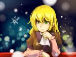  blonde_hair green_eyes mizuhashi_parsee pakuchii pointy_ears smile snow snowflakes solo touhou 
