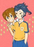  blue_eyes blue_hair brown_hair grin inazuma_eleven inazuma_eleven_(series) inazuma_eleven_go male matsukaze_tenma mosako multiple_boys smile soccer_uniform tsurugi_kyousuke v yellow_eyes 