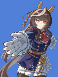 1girl ahoge animal_ears ascot black_hair black_pantyhose blue_background blue_jacket blunt_bangs blush breasts buttons calstone_light_o_(one_true_path)_(umamusume) calstone_light_o_(umamusume) closed_mouth double-breasted ear_covers gloves highres hime_cut horse_ears horse_girl horse_tail jacket long_hair long_sleeves looking_at_viewer medium_breasts multicolored_hair pantyhose red_ascot shorts simple_background solo songdu tail umamusume white_gloves white_hair white_shorts yellow_eyes 