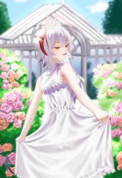  1girl ahoge antennae arknights bare_shoulders blush building commentary_request day demon_girl demon_horns demon_tail dress flower from_behind garden hair_between_eyes half-closed_eyes highres horns magnum_0000 open_mouth outdoors pink_flower pink_rose red_flower red_rose rose short_hair sleeveless sleeveless_dress smile solo tail tree w_(arknights) white_dress white_hair yellow_eyes 
