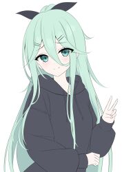  1girl absurdres alternate_costume black_bow black_hoodie blush bow collarbone commentary_request double-parted_bangs drawstring green_eyes green_hair hair_between_eyes hair_bow hair_ornament hairclip highres hood hood_down hoodie kantai_collection long_hair long_sleeves looking_at_viewer one_side_up parallel_hairclips sidelocks simple_background smile solo upper_body v very_long_hair white_background yachima yamakaze_(kancolle) 
