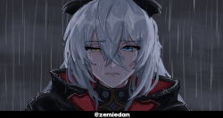  1girl black_horns blue_eyes close-up closed_mouth commentary_request crossed_bangs depressed eldreda_sunbringer eye_twitch frown grey_hair hair_between_eyes half-closed_eye heterochromia highres horns long_hair looking_at_viewer meme rain reze's_eye_twitch_(chainsaw_man) sad scene_reference solo straight-on wet wet_face wet_hair yellow_eyes zemiedan zenless_zone_zero 