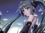  cloud detached_sleeves green_eyes green_hair hatsune_miku imo_bouya long_hair looking_back sky solo twintails vocaloid 