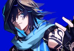  1boy aqua_eyes arm_tattoo artist_name bare_shoulders black_gloves black_hair blue_background blue_scarf collared_shirt facial_tattoo fingerless_gloves from_behind genshin_impact gloves hair_between_eyes hand_up head_scarf heterochromia highres looking_at_viewer looking_down looking_to_the_side lyrie_luna male_focus messy_hair ororon_(genshin_impact) parted_lips scarf shade shaded_face shirt short_hair shoulder_tattoo simple_background sleeveless solo source_request tan tattoo violet_eyes watermark 